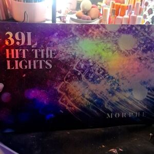 39L Hit the Lights Palette